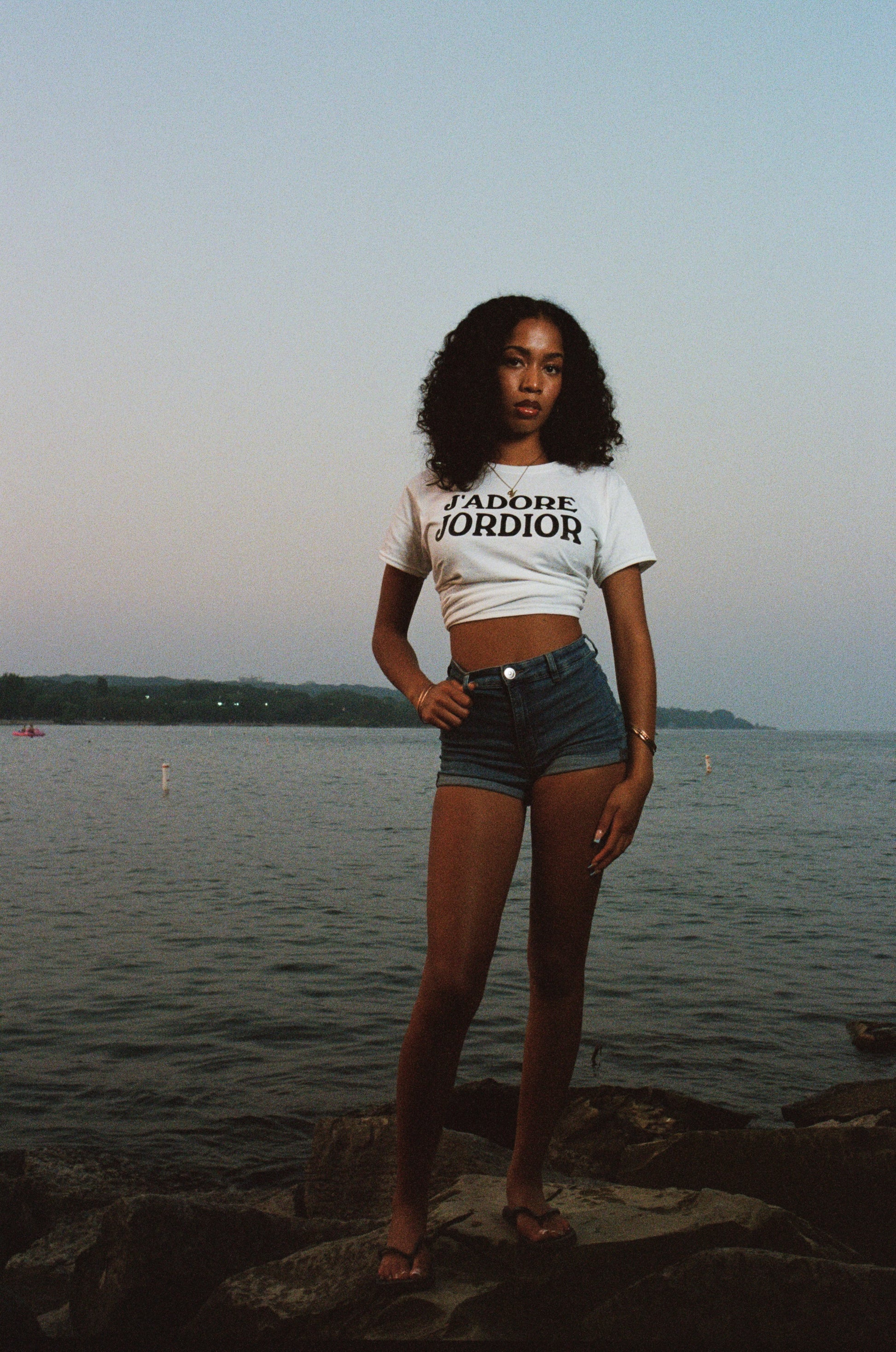 J'ADORE JORDIOR - White Cropped Tee